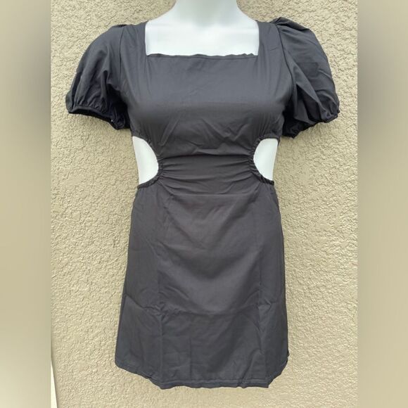 NWT individual thoughts black cut out dress Sz L - Picture 1 of 5